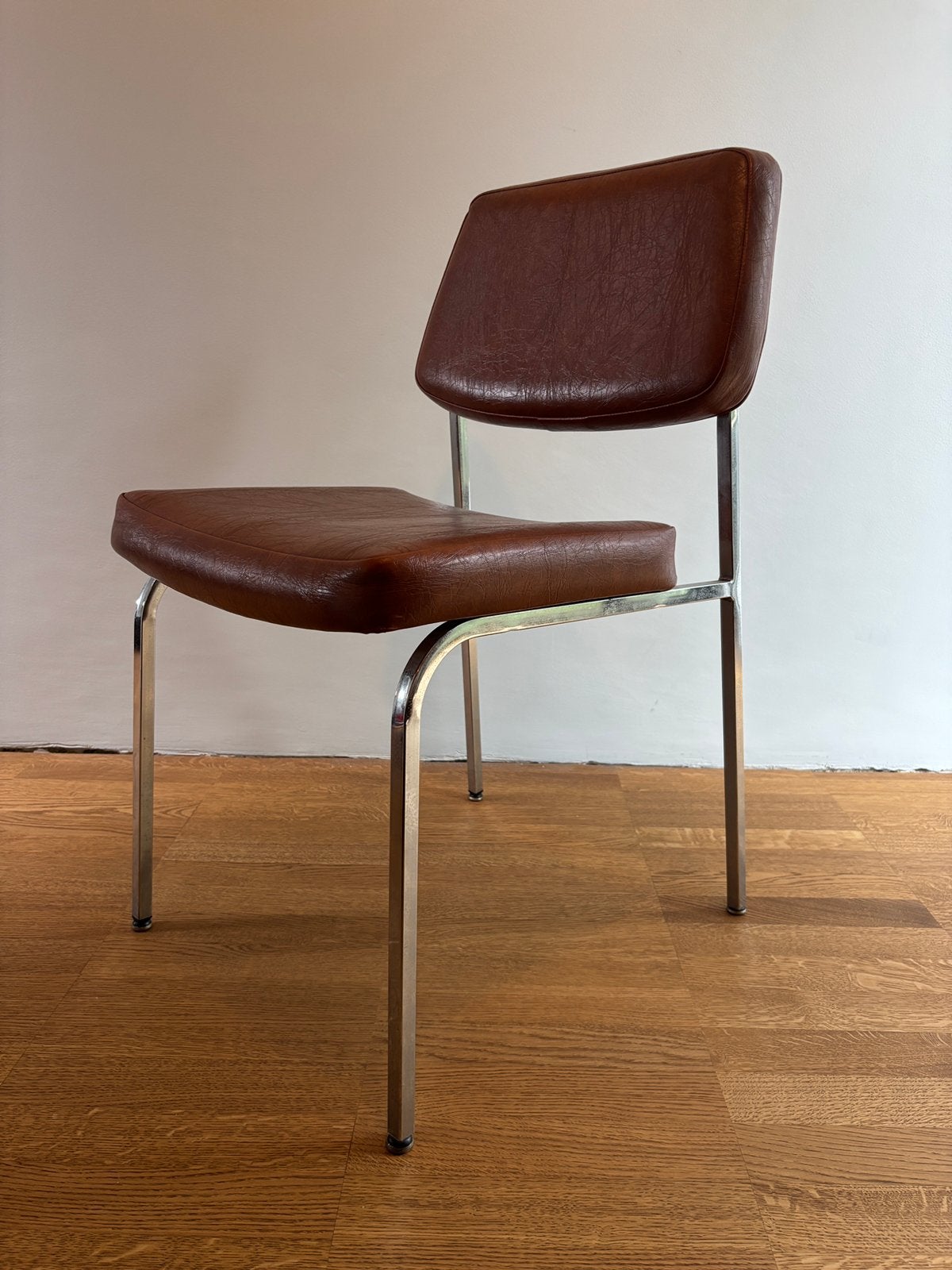 Vintage stoelen, Huis en Inrichting, Ophalen, Overige materialen, Gebruikt, Twee