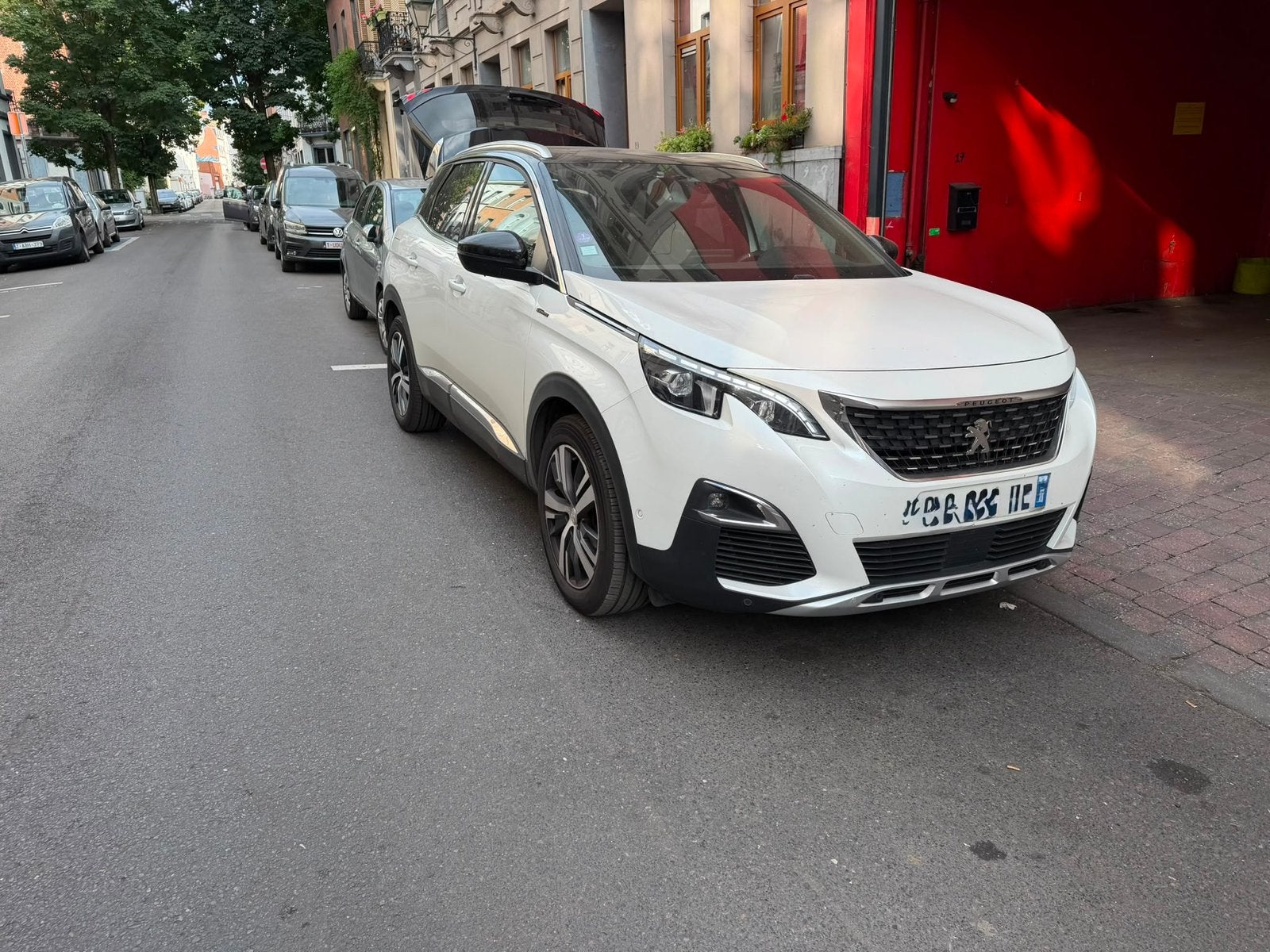 Peugeot 3008, Automaat, 9 kW, Leder en Stof, Wit
