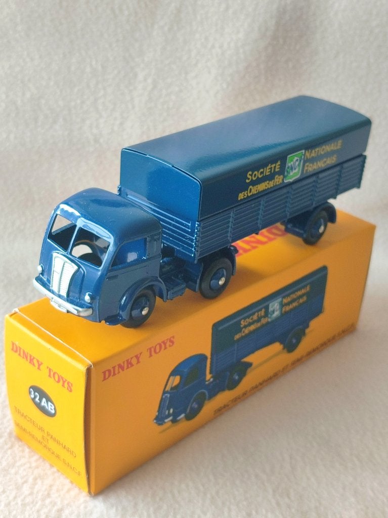 Dinky Atlas (type 2 _UK) _ Panhard „SNCF” _ref. 32AB., Hobby en Vrije tijd, Ophalen of Verzenden, Zo goed als nieuw, Bus of Vrachtwagen