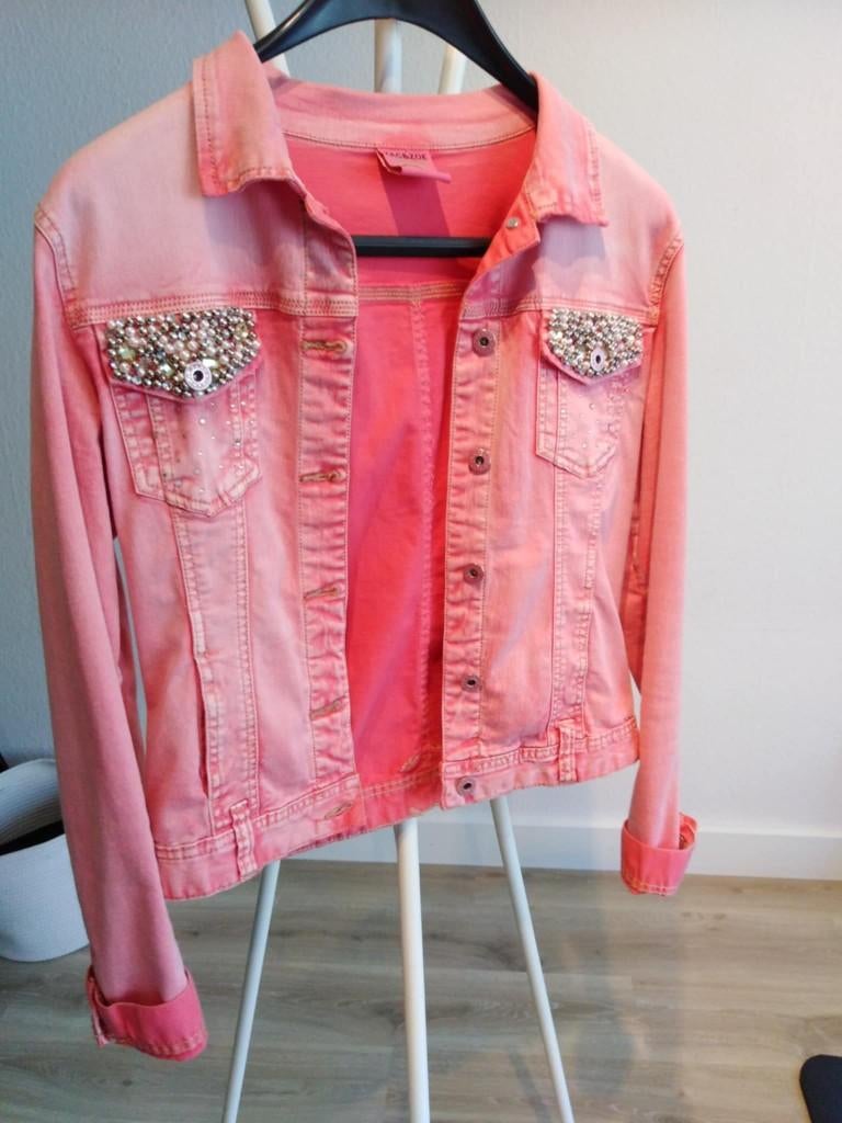 jeans vest maat M, Ophalen, Zo goed als nieuw, Maat 38/40 (M), Roze