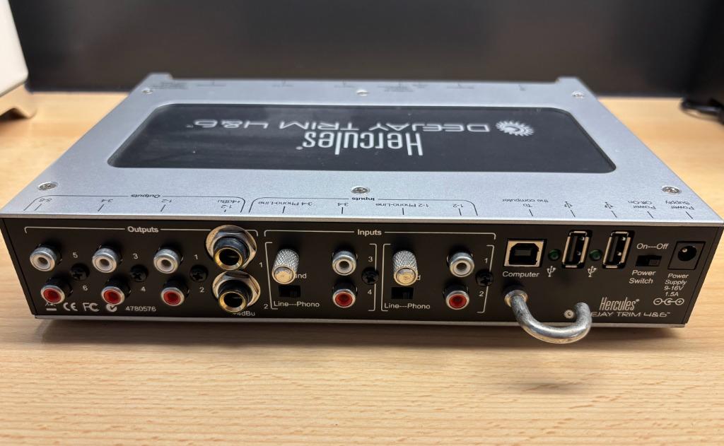 Hercules DeeJay Trim 4&6 USB DJ audio interface, Audio, Tv en Foto, Versterkers en Ontvangers, Zo goed als nieuw, Ophalen of Verzenden