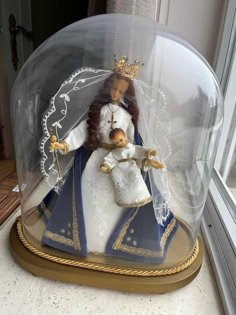 Beeld onder globe Maria en Jezus, Ophalen, Zo goed als nieuw