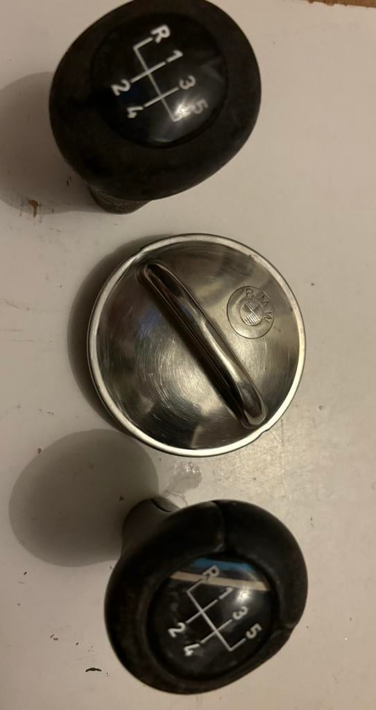 Bmw tankdop chroom en 2 pookknoppen jaren 70, Auto-onderdelen, Ophalen of Verzenden, Gebruikt, BMW