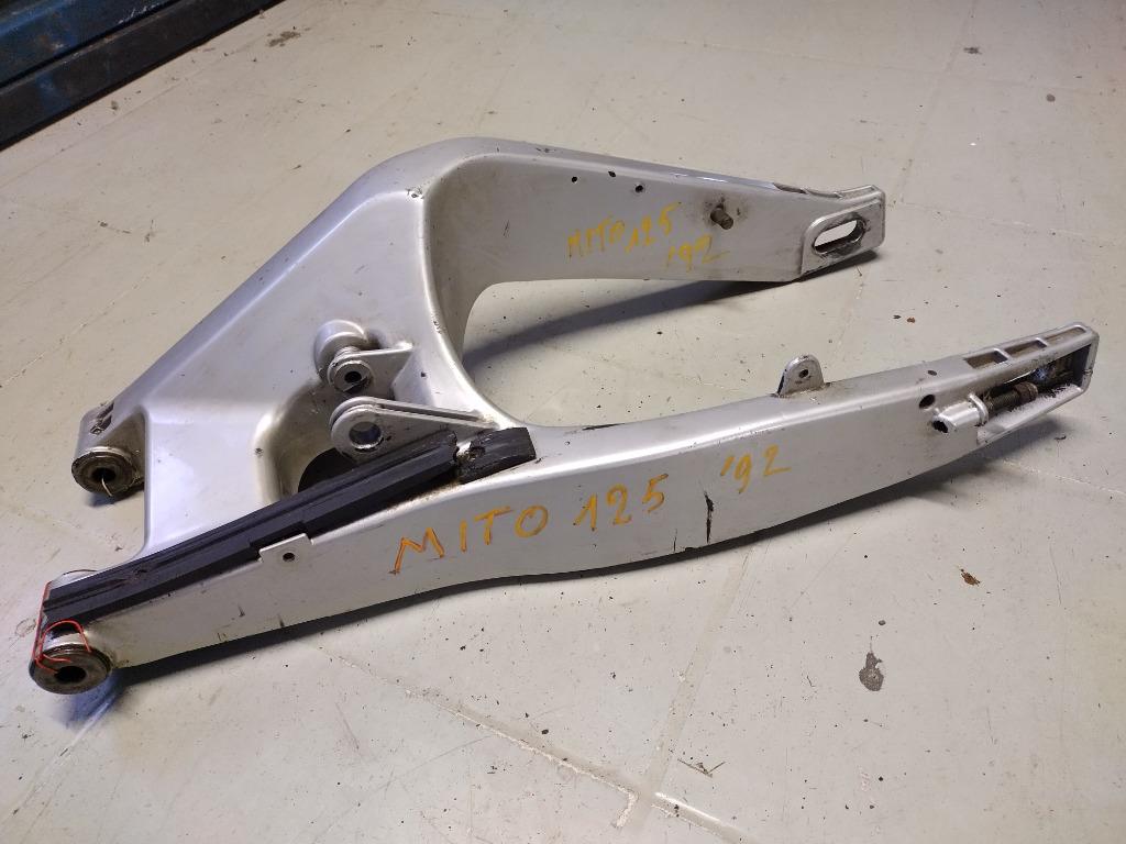 cagiva mito 125 model '89-'93 achterbrug, Motos, Enlèvement ou Envoi, Utilisé