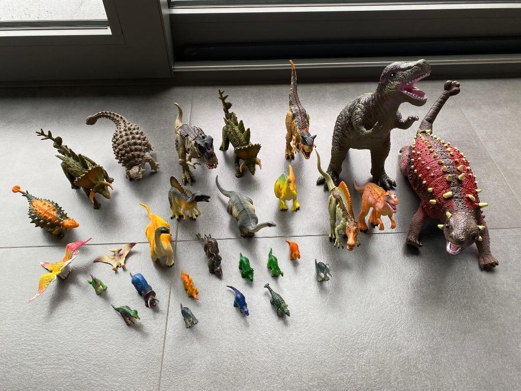 Verzameling dinosaurussen (28 stuks), Ophalen of Verzenden, Zo goed als nieuw
