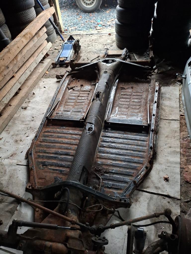 Chassis cox de 63 avec papier et plaquettes