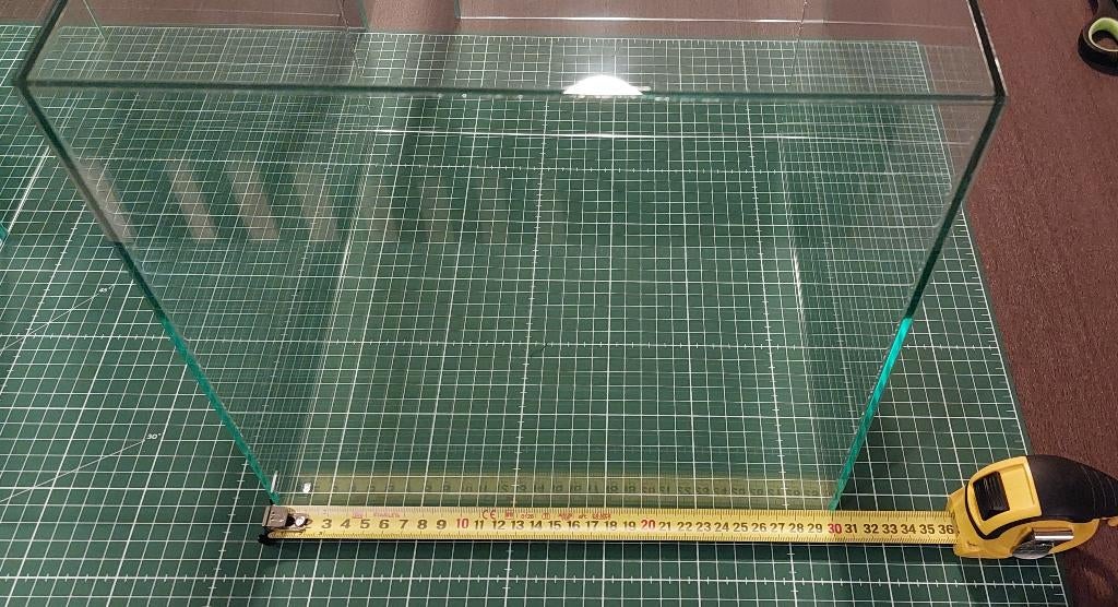 7x plexiglas display kubus glaslook, Ophalen, Gebruikt