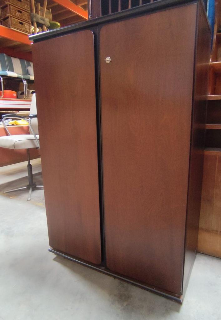 Retro.vintage bureel kasten met bureau, Enlèvement, Comme neuf