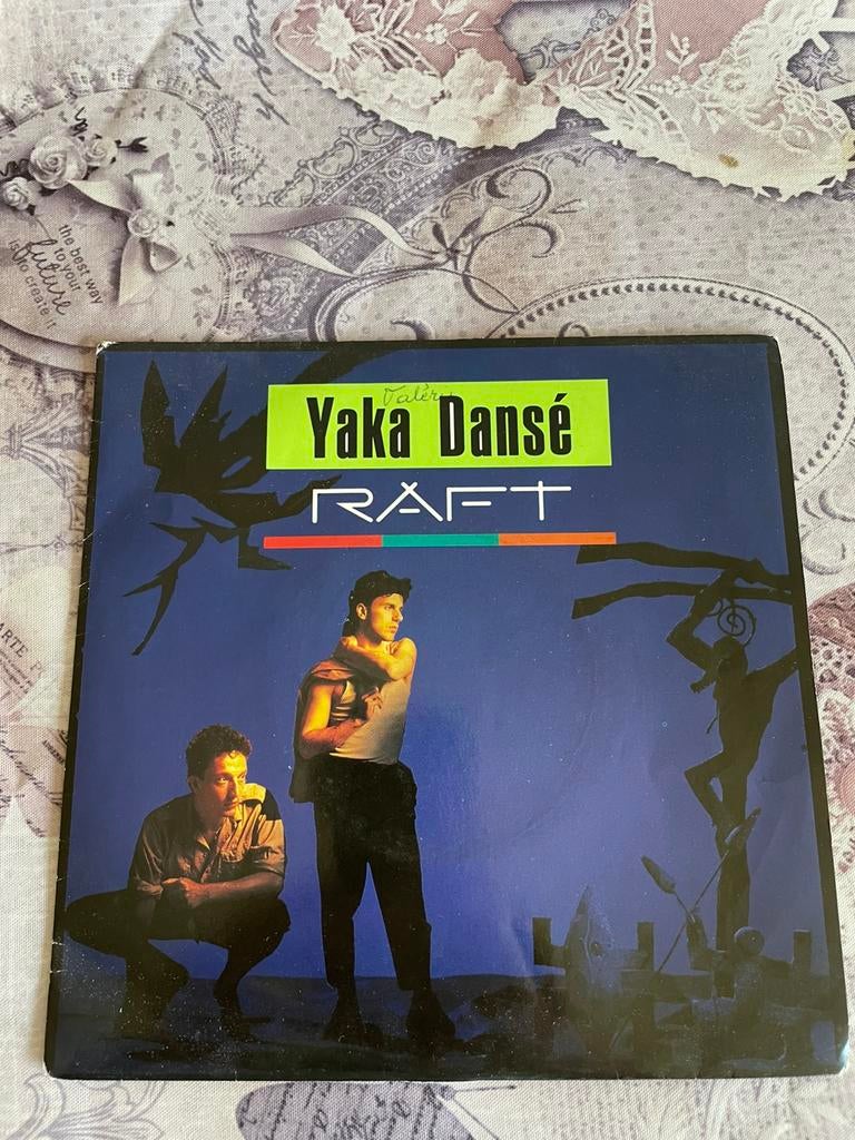 Raft - yaka danse, Enlèvement ou Envoi