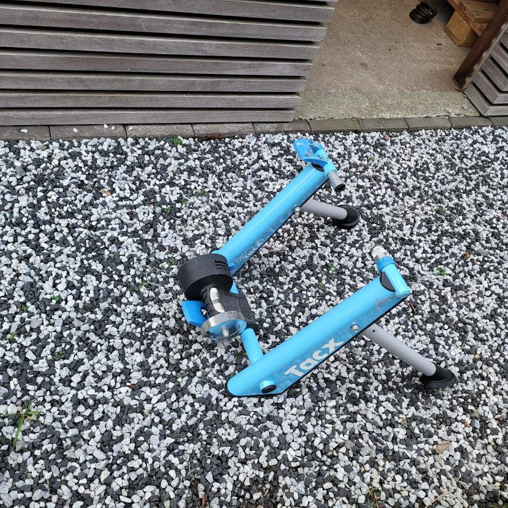 Rouleau à vélo Tacx, Enlèvement, Utilisé, Autres types