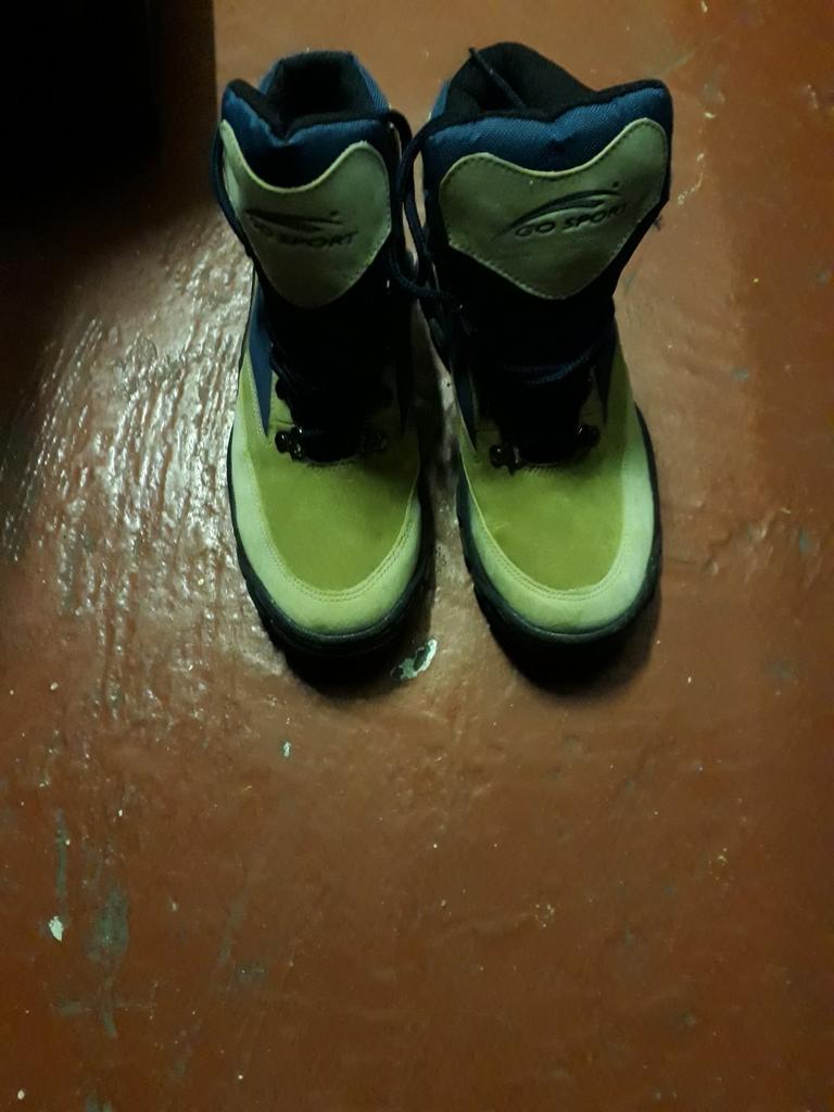 Chaussures, Enlèvement, Comme neuf, Chaussures