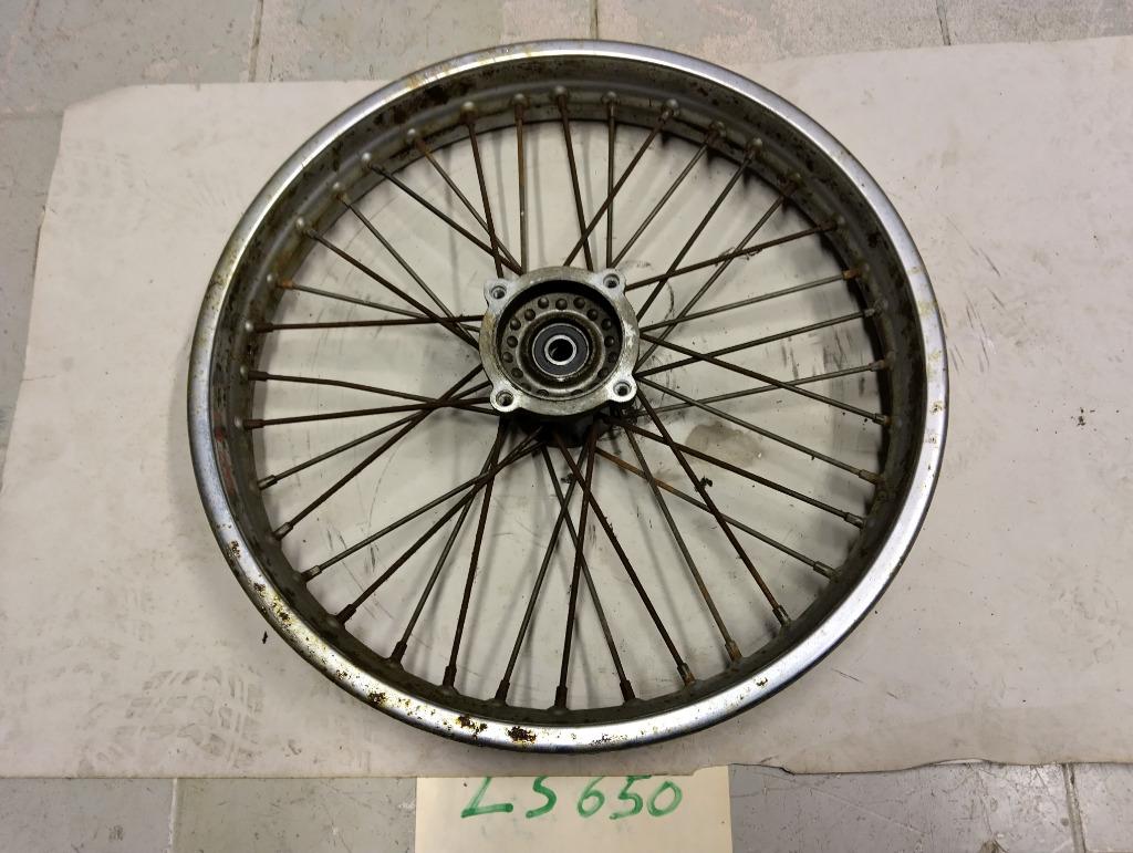 suzuki savage 650 ls 650 voorwiel velg met veel roest, Motos, Enlèvement ou Envoi, Utilisé