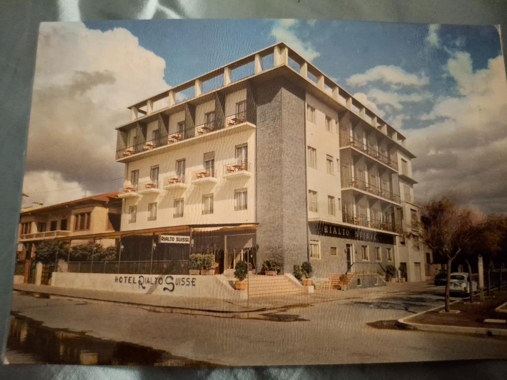 2 postkaarten Hotel Rialto Suisse Lido di Camaiore (Pisa), Verzamelen, Ophalen of Verzenden, 1960 tot 1980, Ongelopen, Italië