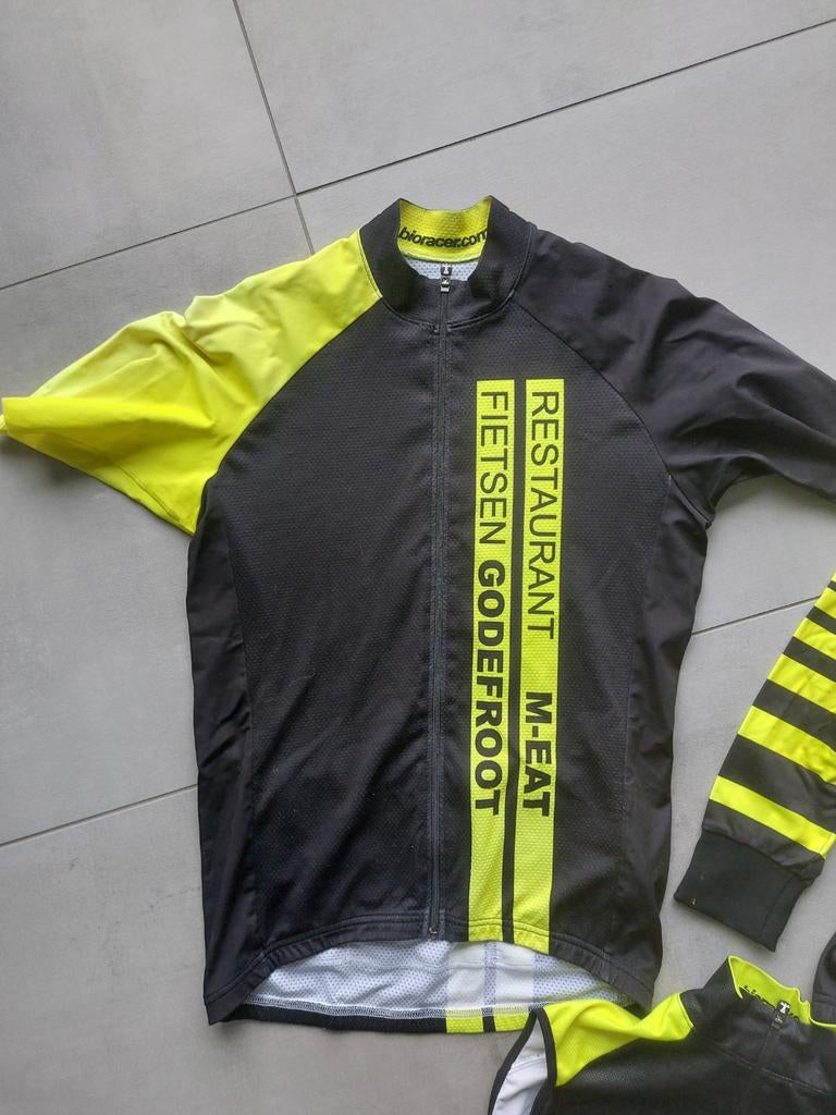 Koerskledij maat 3 (medium)5€/stuk, Fietsen en Brommers, Ophalen