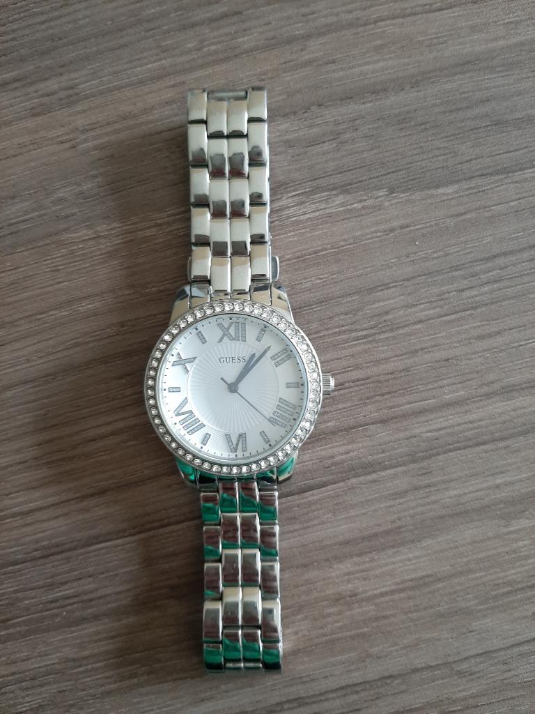 Horloge Guess, Handtassen en Accessoires, Horloges | Dames, Ophalen of Verzenden, Zo goed als nieuw, Polshorloge, Guess