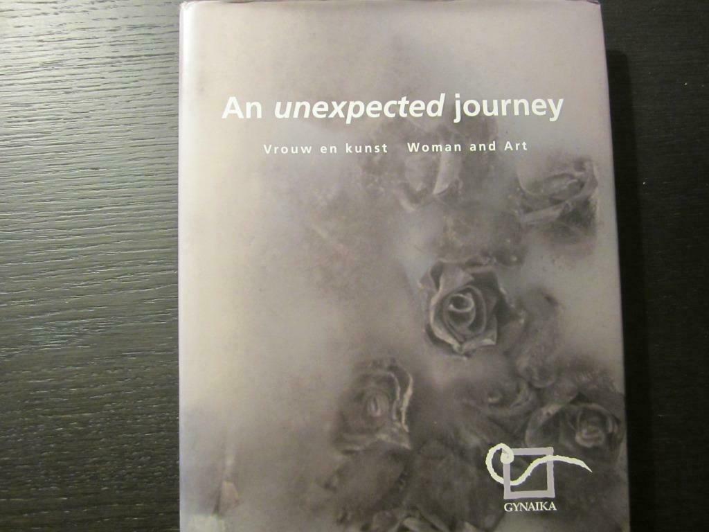 An unexpected journey  Vrouw en kunst (Leen Huet), Boeken, Verzenden, Zo goed als nieuw