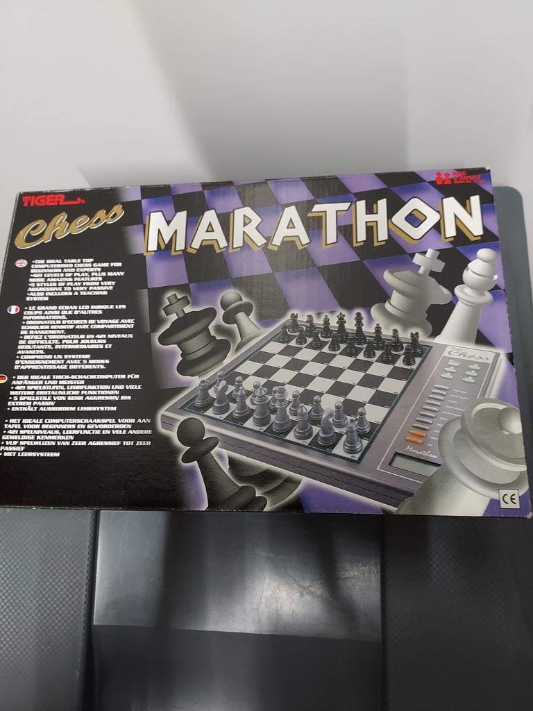 Smart games Marathon schaakspel electrisch, Ophalen