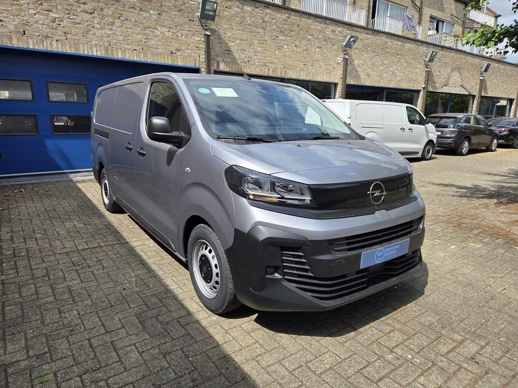 Opel Vivaro ELECTRIC L3 75kWh 136PK * PROTECTION PACK LAADR, Auto's, Opel, Monovolume, Vivaro, 136 pk, Zilver of Grijs
