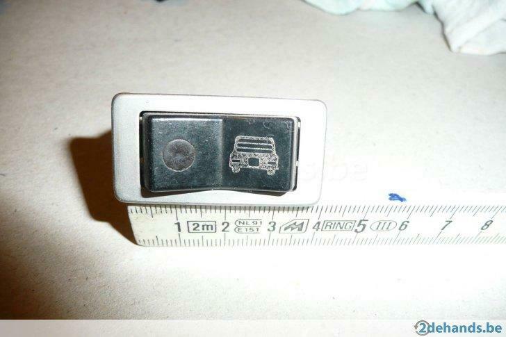 2x retro inbouw autoschakelaars, Auto-onderdelen, Ophalen of Verzenden, Gebruikt, Peugeot