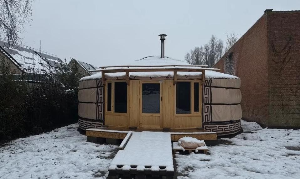 Yurt (nooit gebruikt! Showmodel), Caravans en Kamperen, Tenten, Ophalen, Nieuw, Tot en met 4