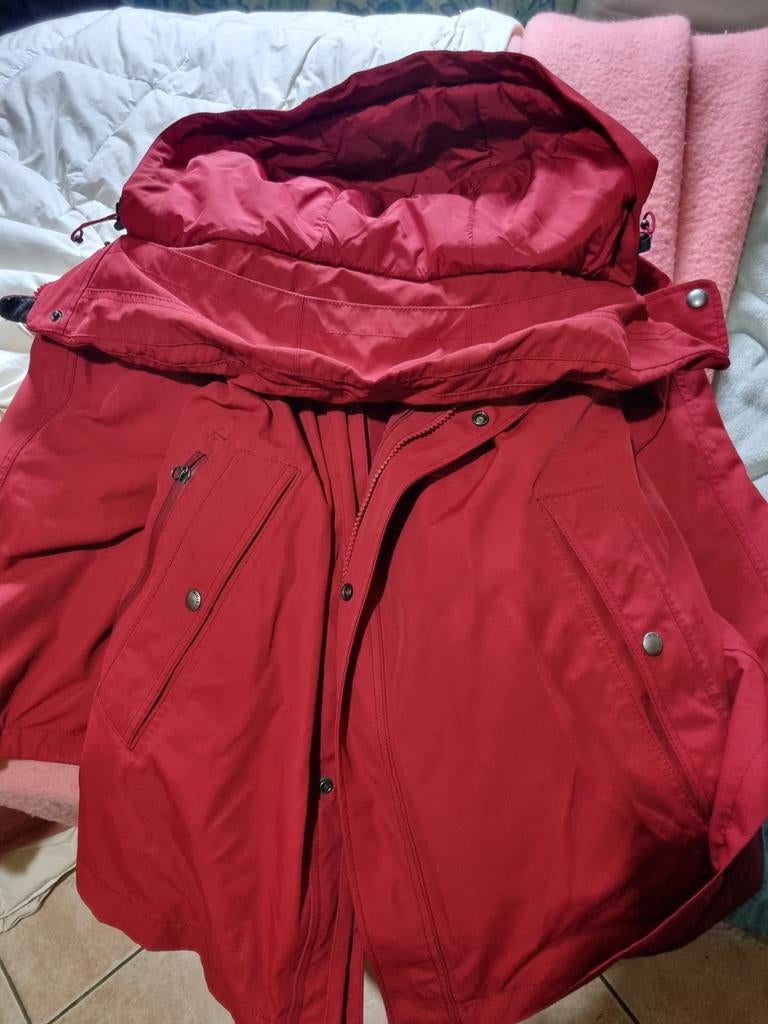 Je vends ma veste aigle rouge avec capuche- t 56,58 xxl, Enlèvement, Rouge