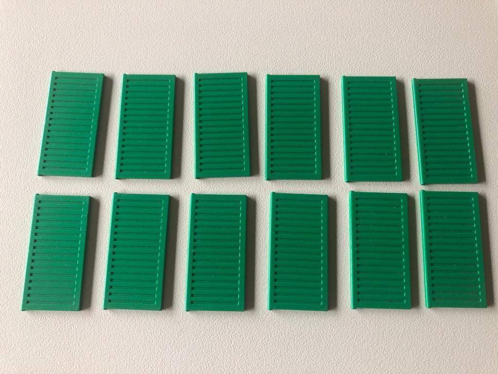 Lego Shutter for Window 1 x 3 x 5 green 12 st / 413-39, Enlèvement ou Envoi, Utilisé, Briques en vrac, Lego