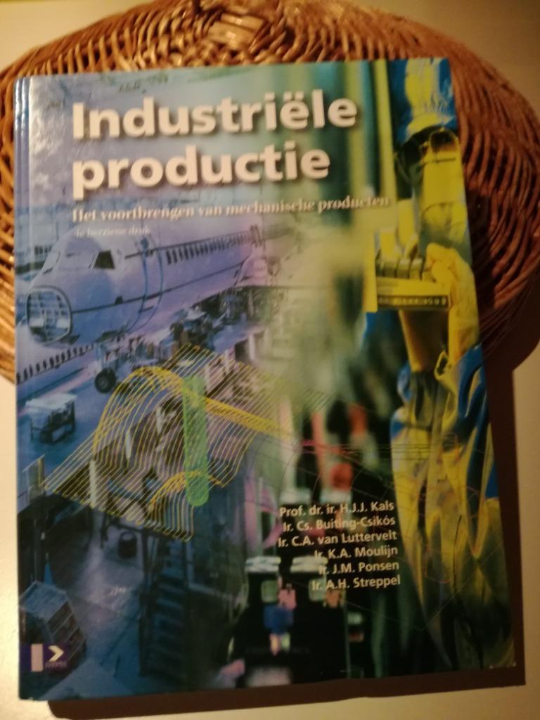 Studieboek Industriële productie ( 4de druk), Ophalen of Verzenden, Gelezen, Hogeschool
