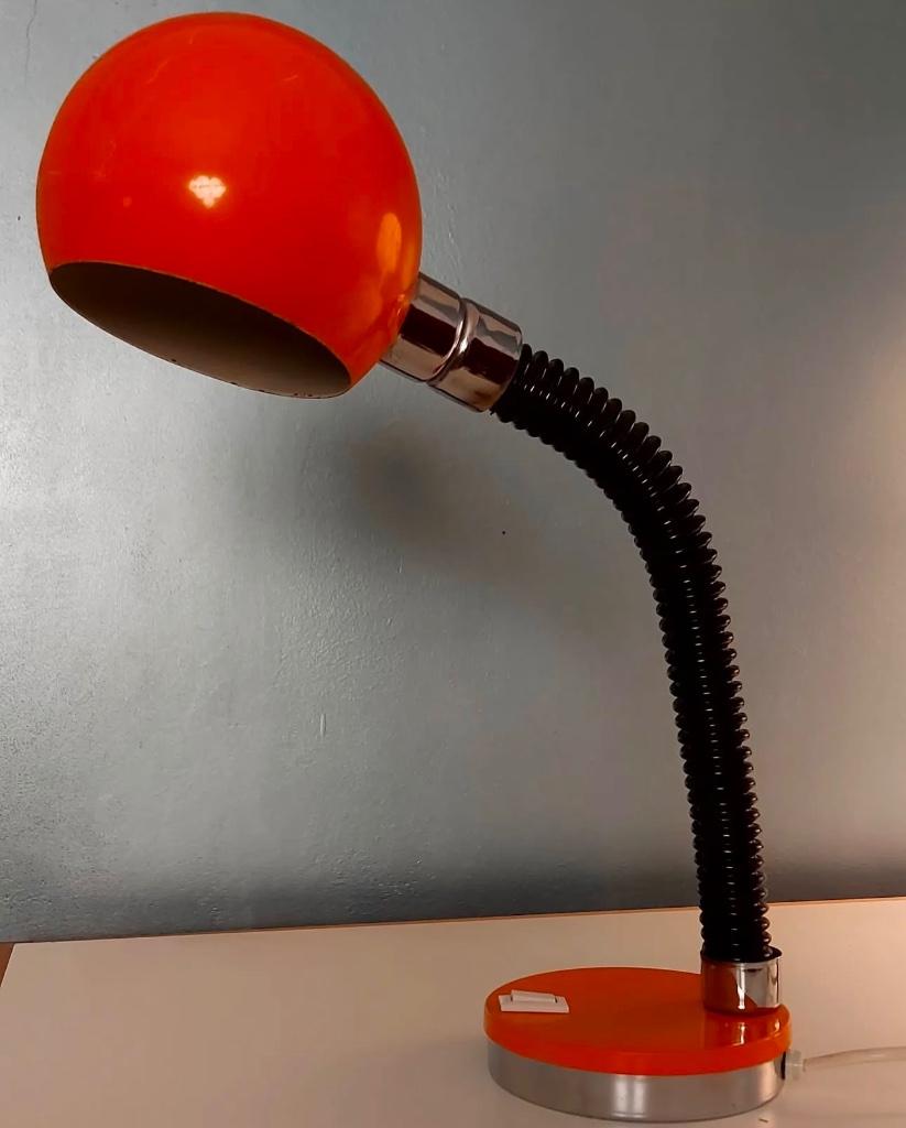 Jaren 70 oranje bureaulamp Targetti gooseneck, Ophalen of Verzenden