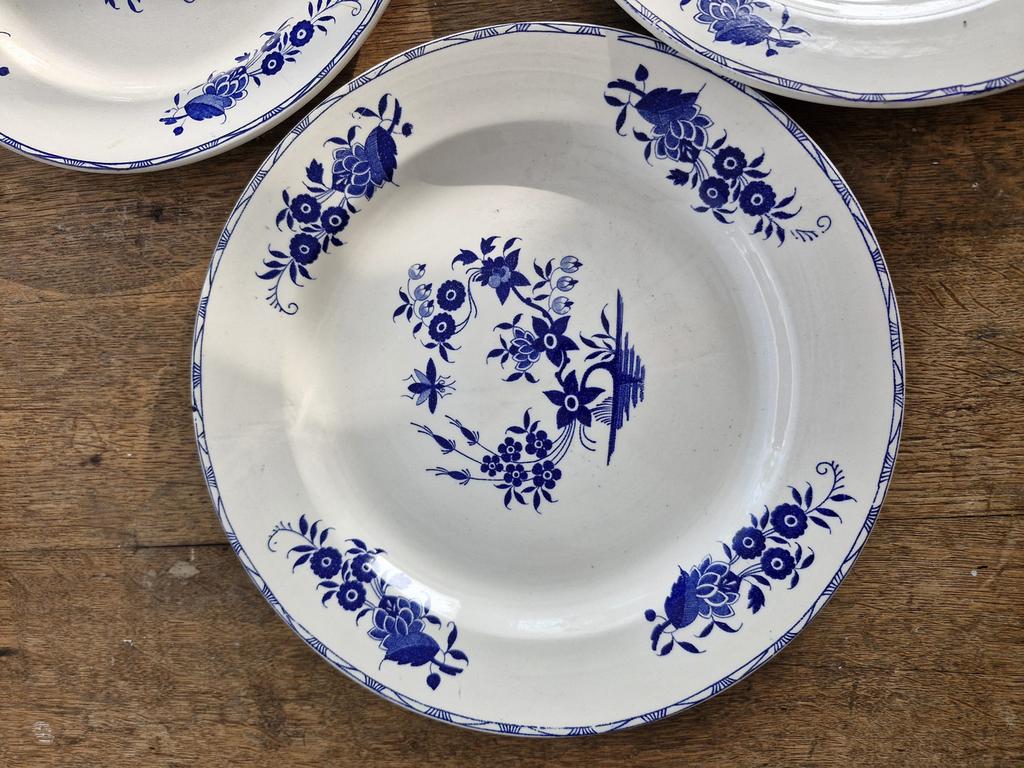 Boch servies Grand bouquet, Antiek en Kunst, Antiek | Servies los, Ophalen