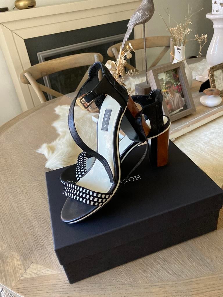 Sandalen Thiron, Kleding | Dames, Schoenen, Ophalen, Zo goed als nieuw