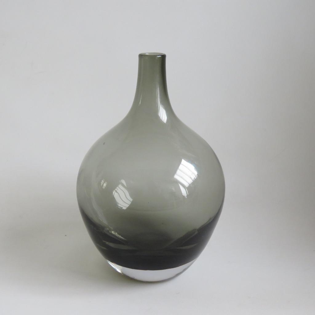 Scandinavische kalebas glazen vaas zwart gerookt glas jaren, Ophalen of Verzenden