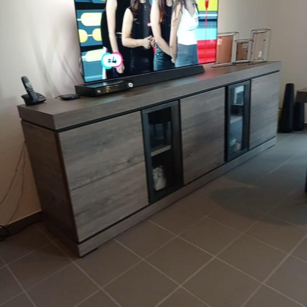 Dresoir lange kast,luxsieuze vitrine;gelijk nieuw, Huis en Inrichting, Ophalen, Met deur(en), 200 cm of meer, 25 tot 50 cm