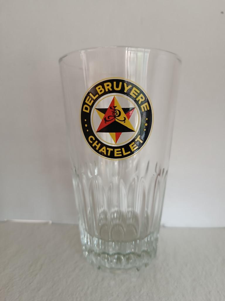 A vendre un verre de Chatelet, Collections, Enlèvement, Utilisé, Verre à bière