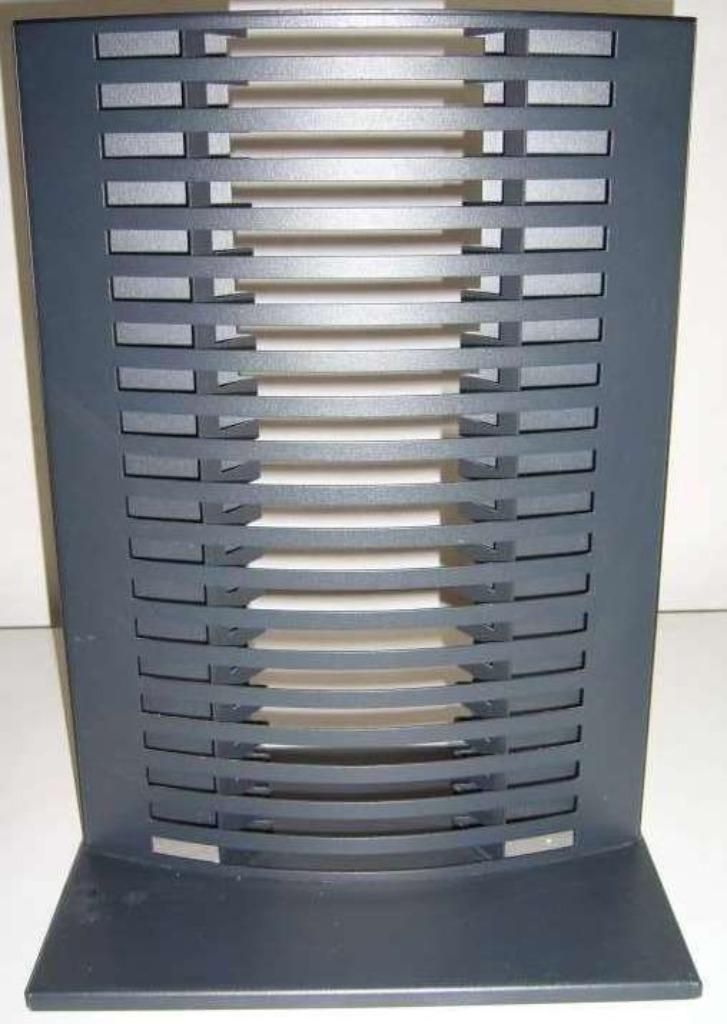 metalen CD rekje, Huis en Inrichting, Woonaccessoires | Cd- en Dvd-rekken, Minder dan 25 discs, Nieuw, Ophalen of Verzenden, Metaal