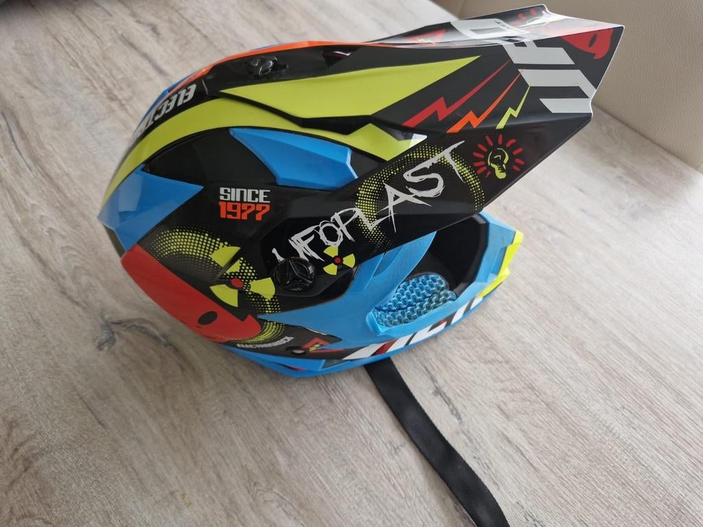 UFO ELECTROCHOCK S49-50 cross-endurohelm - weinig gebruikt, Motoren, Ophalen, S