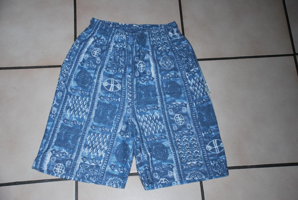 Short maillot Bermuda bleu jeans et blanc T176cm ou 15/16ans, Enfants & Bébés, Enlèvement ou Envoi, Comme neuf, Garçon, Vêtements de sport ou Maillots de bain