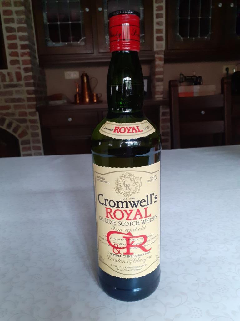 Cromwell's-Royal de lux Scotch whisky-Fine and olf-70 cl, Enlèvement, Neuf, Pleine