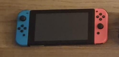 Nintendo Switch + étui, Enlèvement ou Envoi