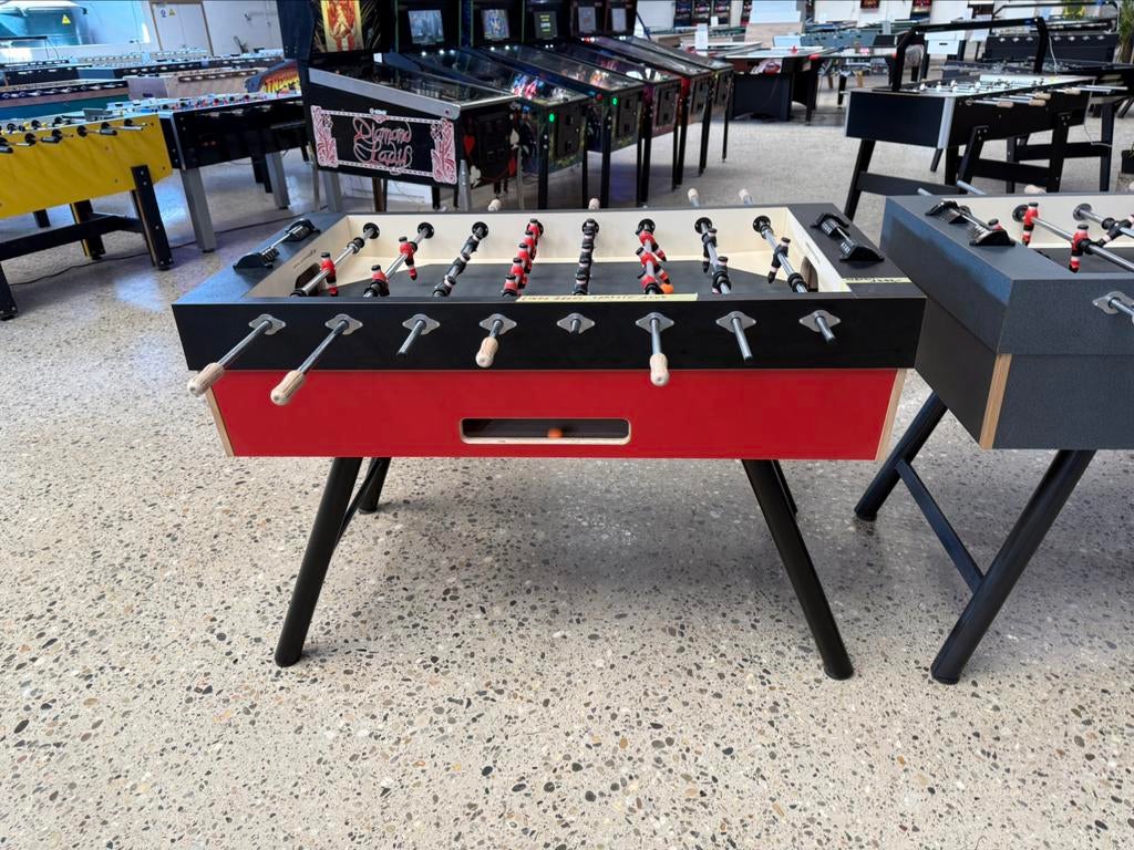 Nieuw Toonzaalmodel kicker met korting voetbaltafel, Ophalen of Verzenden, Nieuw