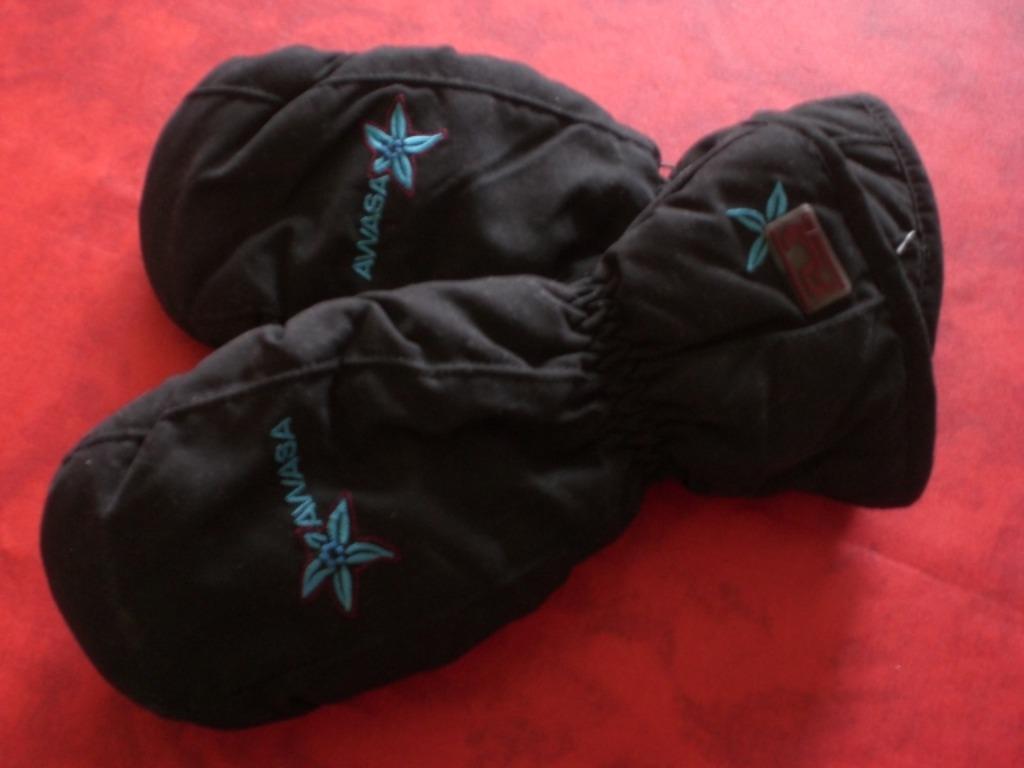 Moufles noir. Awasa. Taille 7 = S, Enfants & Bébés, Vêtements de bébé | Bonnets, Écharpes & Moufles, Utilisé, Garçon ou Fille