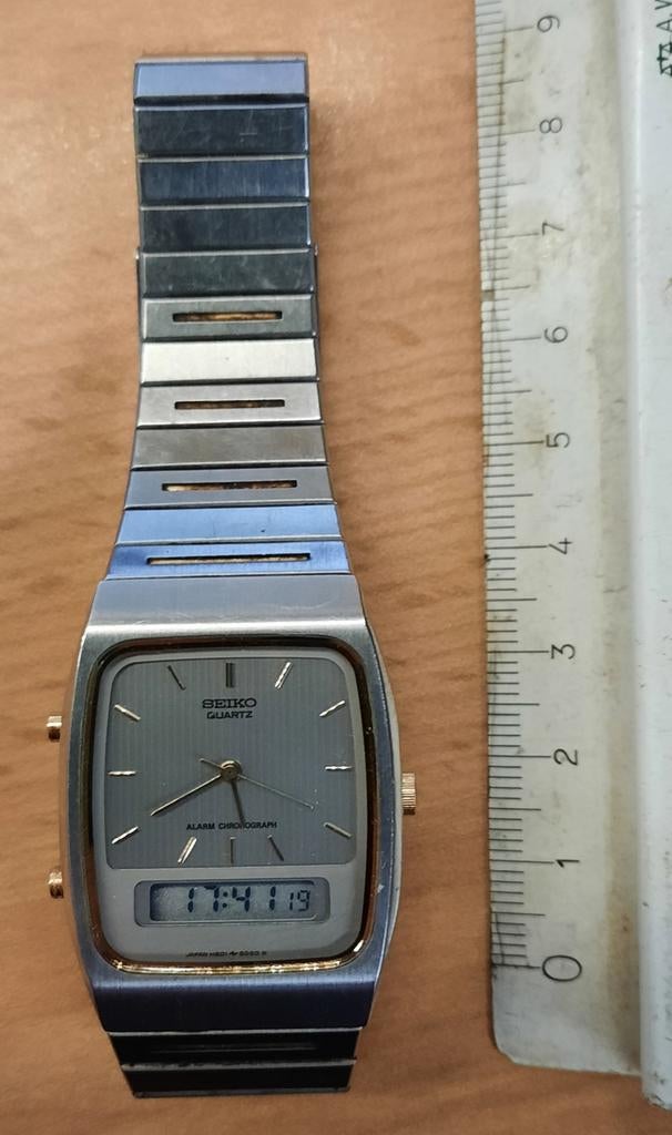 Montre SEIKO Ana-Digi H601-5030 de 1986, Montre-bracelet, Seiko, Enlèvement ou Envoi, Acier