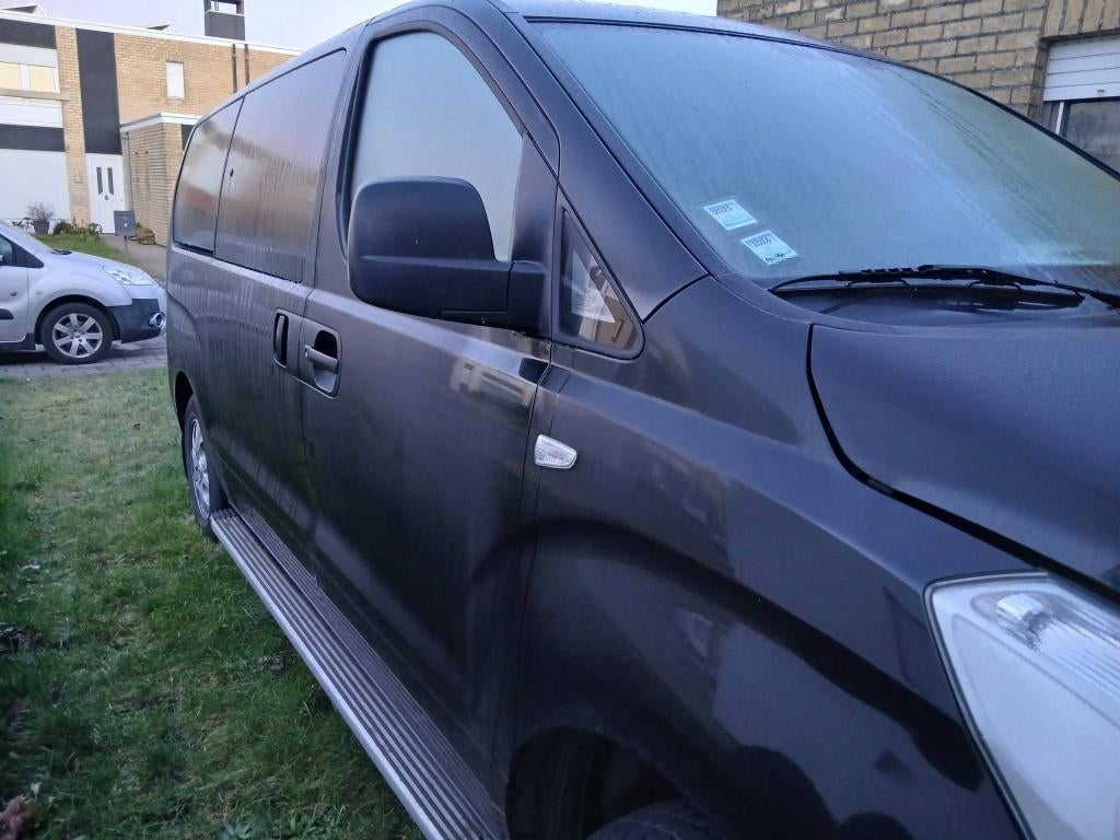 Lichtevracht auto te koop, Auto's, Euro 5, Achterwielaandrijving, 199 g/km, Zwart