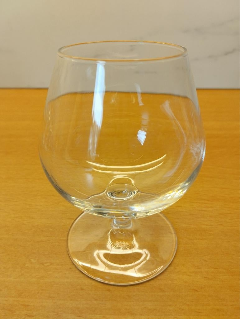 Verres à cognac ( 1€ pour les 4 ), Collections, Verres & Petits Verres, Enlèvement, Comme neuf