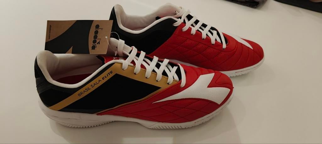 Zaalvoetbalschoenen Diadora Brasil SALA Elite M44, Sport en Fitness, Voetbal, Ophalen of Verzenden, Schoenen