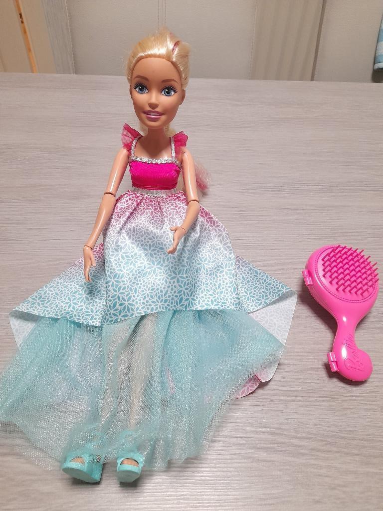 BARBIE  - DREAMTOPIA ENDLESS HAIR KINGDOM PRINCESS, Ophalen of Verzenden, Zo goed als nieuw, Barbie