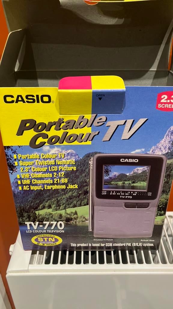 Portable mini TV Casio TV-770 colour, Enlèvement ou Envoi, Utilisé