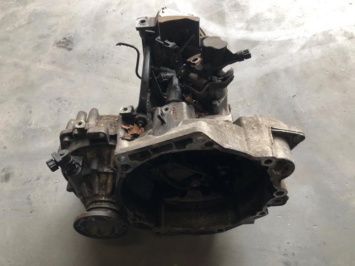 Boîte de vitesse d'un Volkswagen Golf, Autos : Pièces & Accessoires, Transmission & Accessoires, Volkswagen, Utilisé, 3 mois de garantie