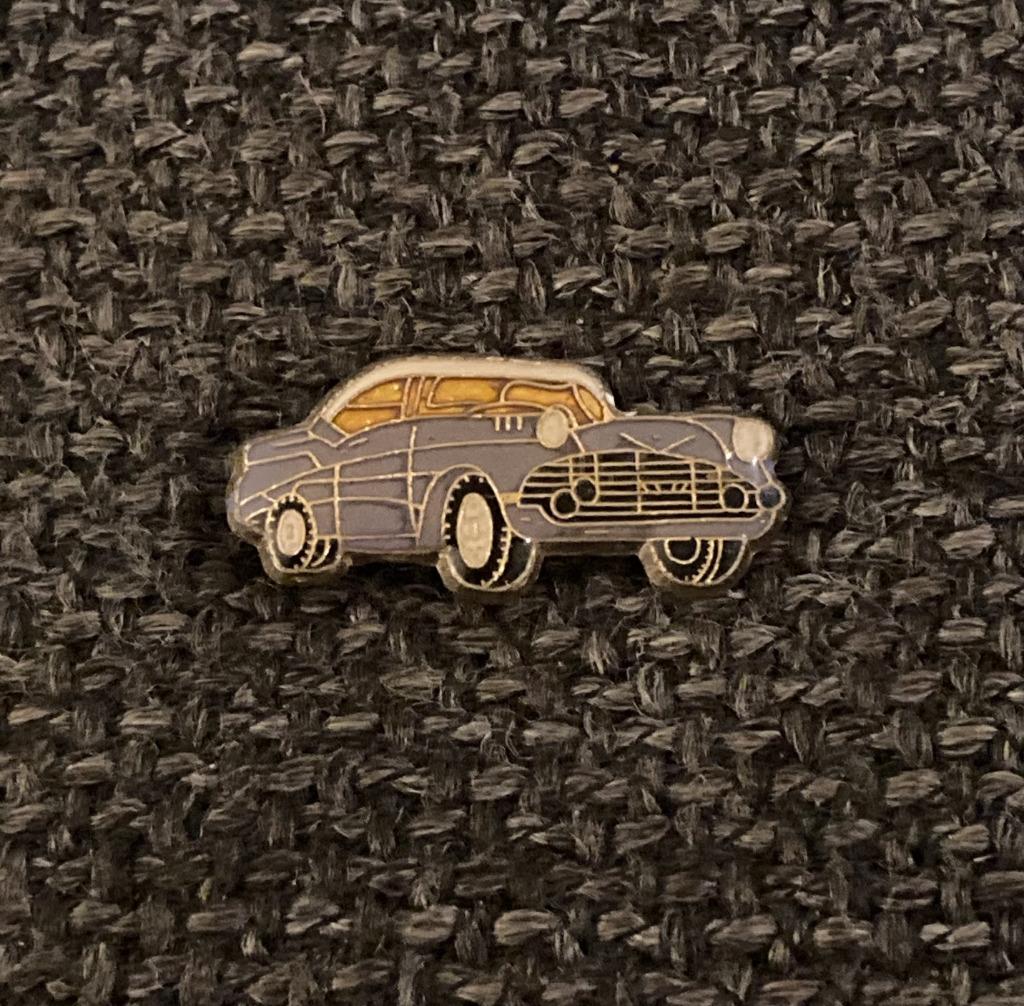 PIN - AUTO - VOITURE - CAR, Envoi, Utilisé, Transport, Insigne ou Pin's