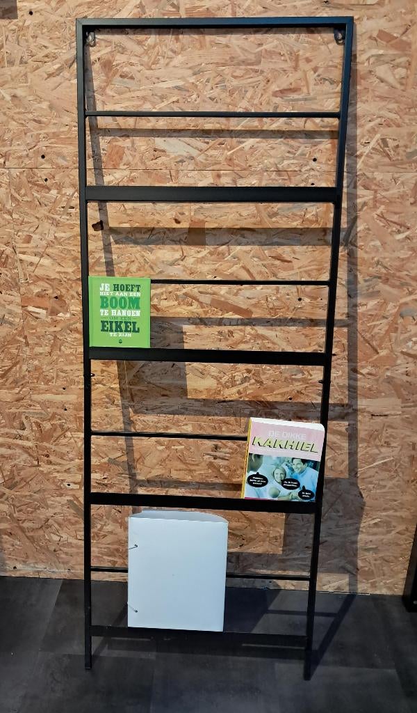 Zwart metalen boekenrekje, Huis en Inrichting, Ophalen, Met plank(en), 100 tot 150 cm, 50 tot 100 cm