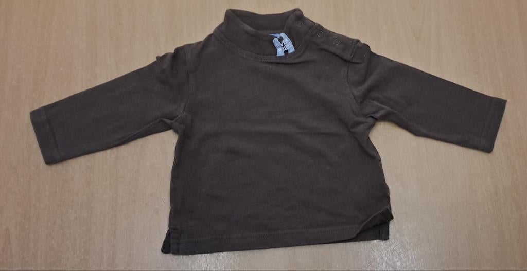☆ T-shirtje ( River Woods) ( Maat 68), River woods, Ophalen of Verzenden, Zo goed als nieuw, Jongetje